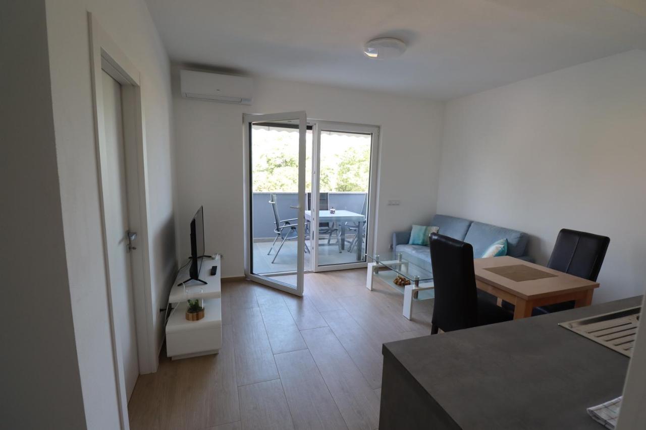 Medulin - Dani Apartment Bagian luar foto